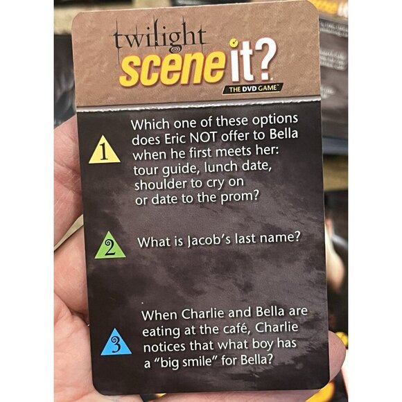 Twilight Scene It Trivia The DVD Board Game Complete in Box 2009 Edward Bella - Picture 2 of 16